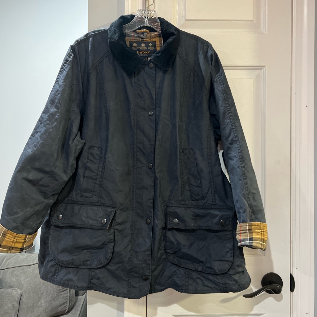 Barbour Classic Beadnell Waxed Cotton Jacket